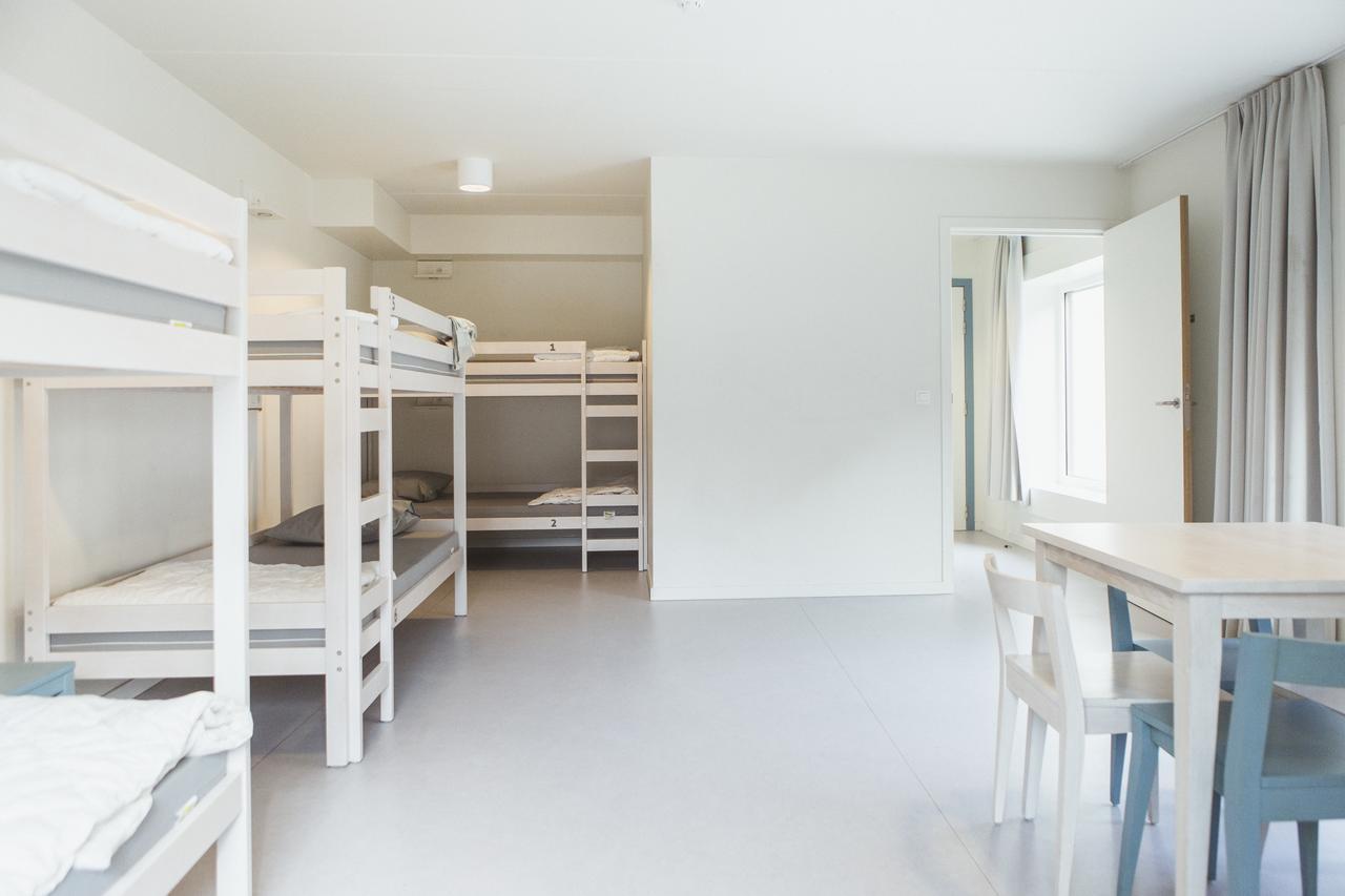 Snuffel Youth Hostel Hostel *