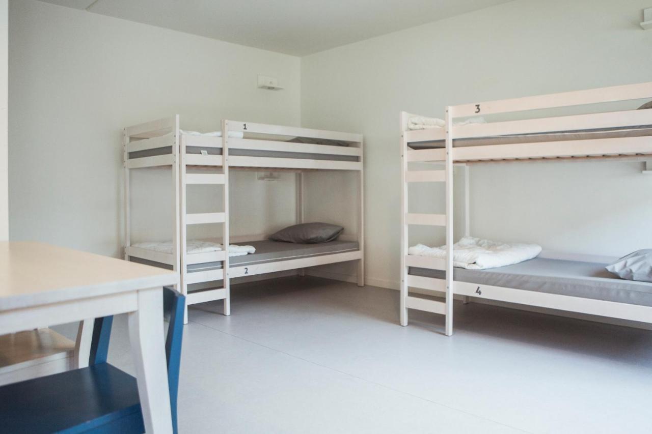 Snuffel Youth Hostel Hostel *